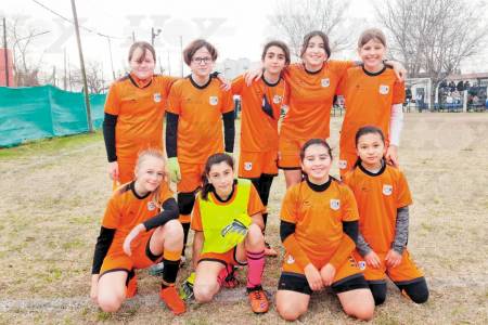La Liga Regional de Fútbol convocó a una asamblea para tratar la creación del Departamento de Fútbol Femenino