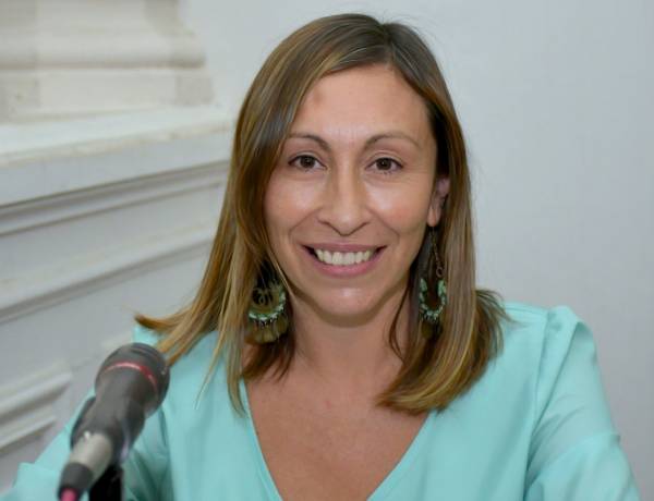 Valeria Negrin: "El intendente no sabe el monto del fondo educativo y no tiene planificación."
