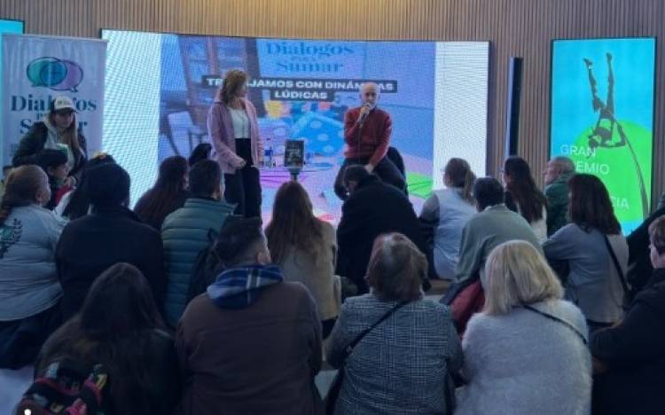 Una "adicción silenciosa": Profesionales advierten que se necesita más intervención ante el alarmante aumento de las apuestas online en adolescentes
