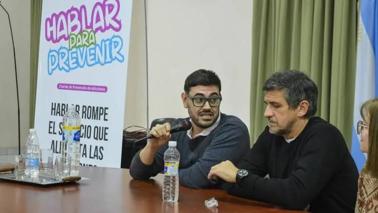 En primera persona: el intendente de Saavedra habló de su adicción y celebró "308 días sin consumir"