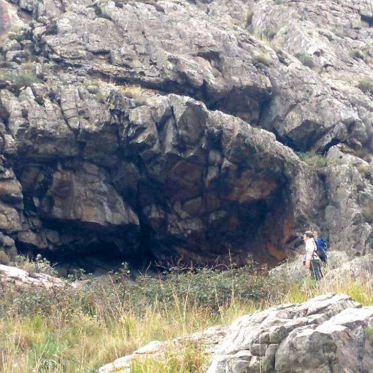 Descubrieron nuevas cuevas con pinturas rupestres en la Reserva Natural Sierras Grandes