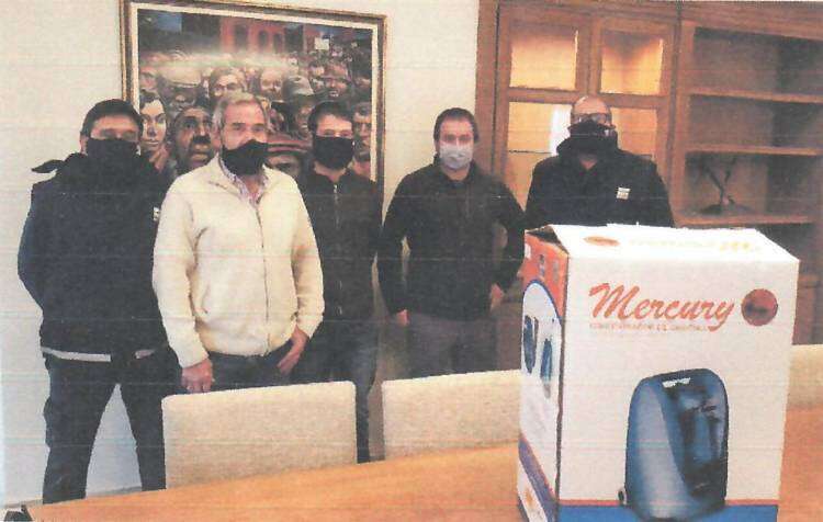 Sindicato Regional de Trabajadores de Luz y Furza de Coronel Suárez entregó 3 concentradores de oxigeno a la Cooperadora del Hospital Municipal