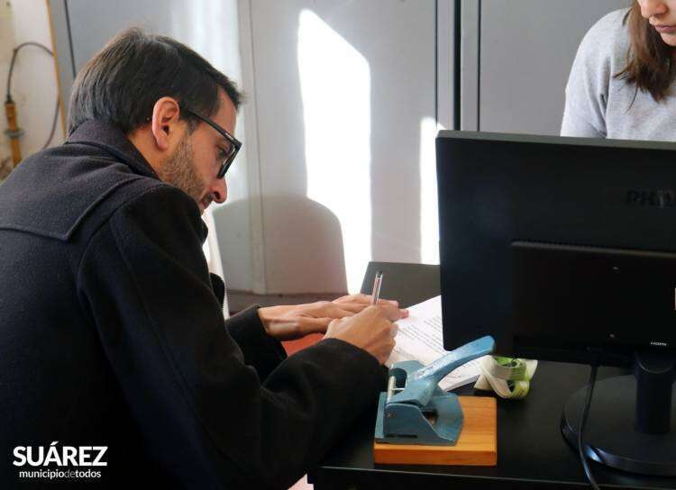 El Intendente formalizó en el Ministerio de Trabajo la propuesta de un aumento del 50%