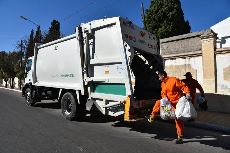El municipio analiza la posibilidad de privatizar el servicio de recolección de residuos