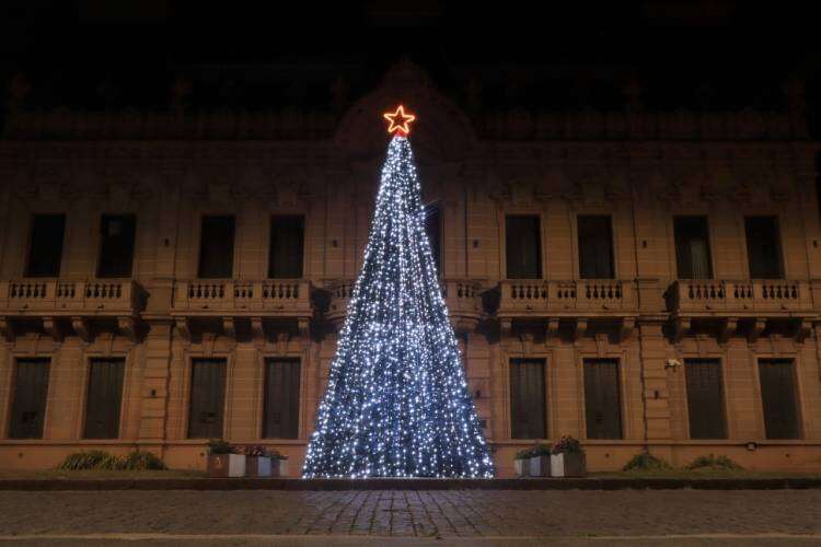 El espíritu de la Navidad brilló en los Pueblos Alemanes y en Suárez