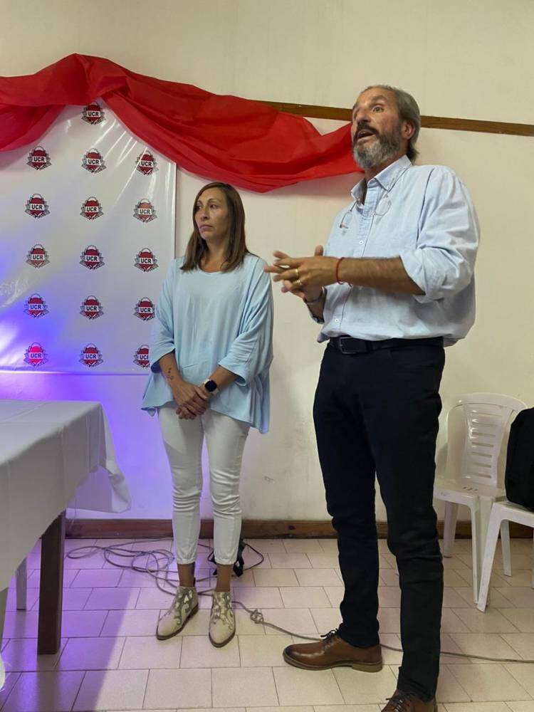 El radicalismo de Coronel Suárez  decidió que su precandidato a intendente sea Ricardo "Gato"  Salvi, acompañado por Valeria Negrín