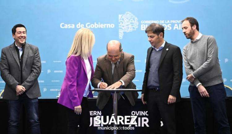 Moccero adhirió al programa “Municipios a la Obra” por más obras para el distrito