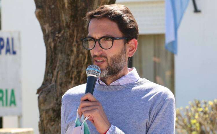 Gastón Duarte adelantó que se está trabajando en crear un contacto para que el vecino pueda denunciar a quienes circulan con escapes libres