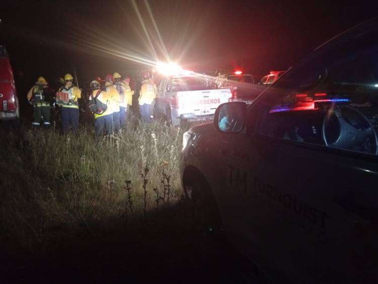 Controlaron incendio en cerros de Santo Tomás con guardia activa