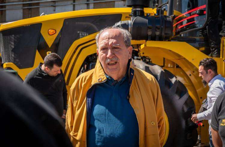 Pauny presenta la Nueva Generación de su clásica linea EVO y el nuevo Vectron 3200: dos tractores pensados para el productor