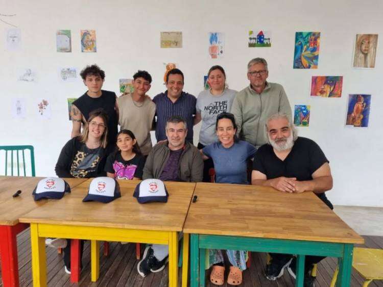 Coronel Pringles se “abraza” para que un niño pueda viajar a México y realizar un tratamiento de alta complejidad 
