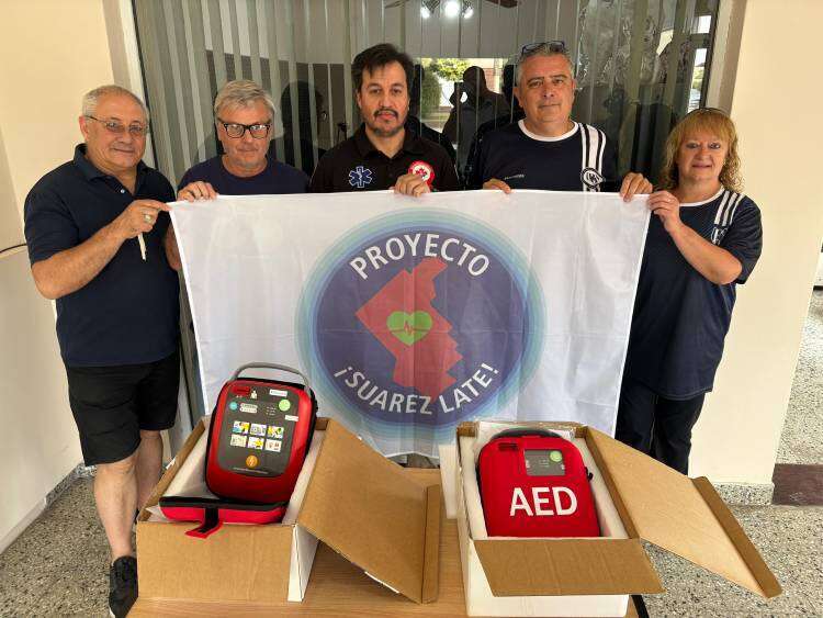 El Club El Progreso de Santa María ya cuenta con dos desfibriladores 
