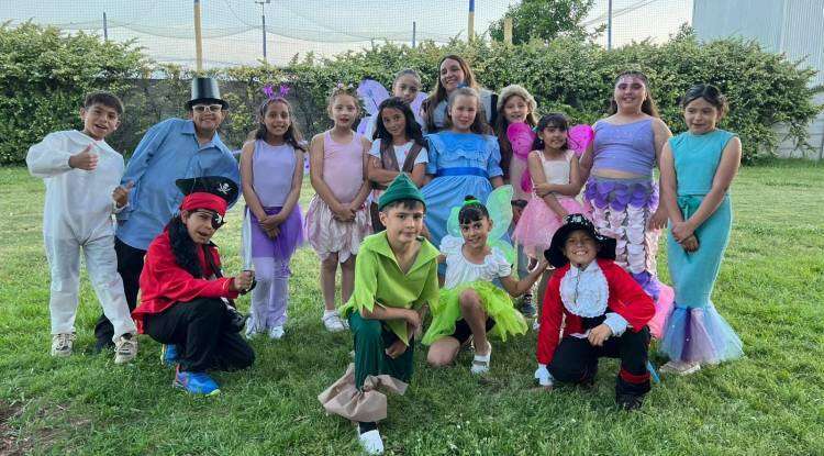 La Escuela Nº 11 realizó un imponente acto recreativo de cierre en el Polideportivo Municipal