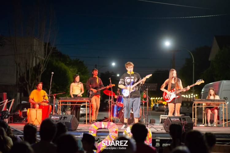 “Nos interesaba que la escuela llevara el nombre de un artista local”
