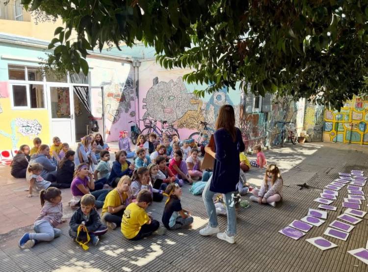 “Nos interesaba que la escuela llevara el nombre de un artista local”