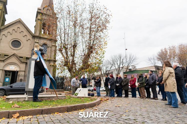 Reconocimiento a Edgardo Gangone por su compromiso con la cultura italiana