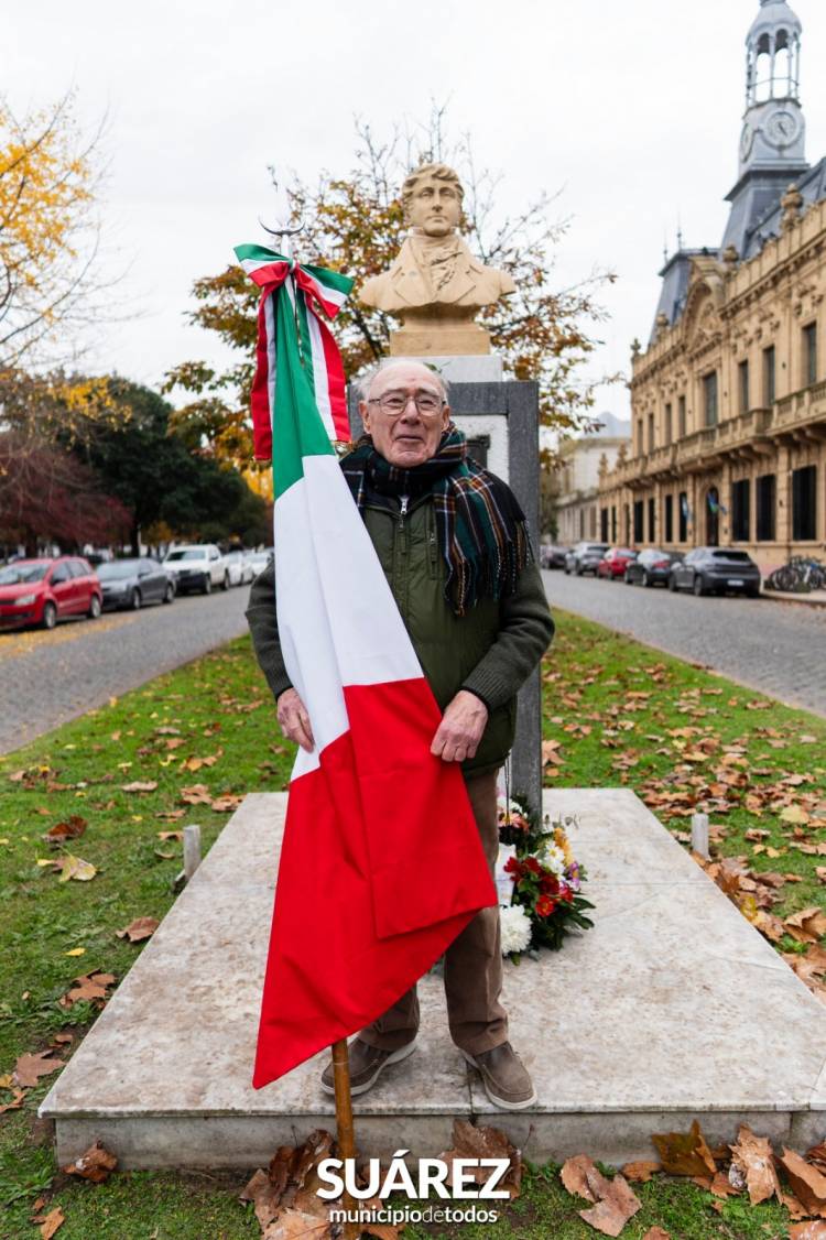 Reconocimiento a Edgardo Gangone por su compromiso con la cultura italiana