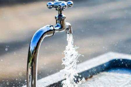 Piden a la población restringir el consumo de agua por corte de energía el domingo