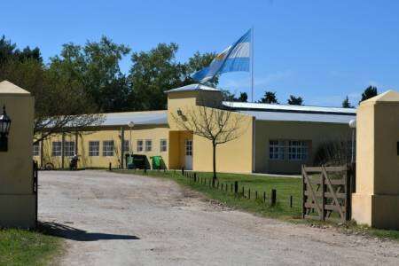 ASOCIACIÓN COOPERADORA DE LA ESCUELA DE AGRICULTURA Y GANADERIA DE CORONEL SUAREZ
