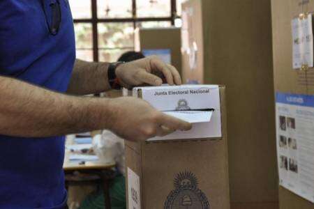 Suárez elige sus nuevos 8 concejales y 3 nuevos consejeros escolares: los candidatos de las 9 listas