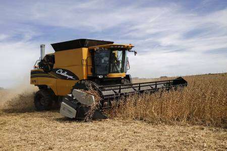 El Gobierno anunció una nueva baja de retenciones para el campo