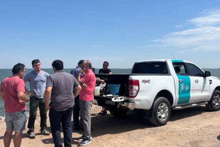 Mortandad de peces en el Lago del Monte: el Municipio de Guaminí interviene junto a organismos provinciales
