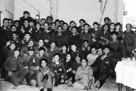Un repentino cambio de viento y 25 jóvenes que murieron atrapados por el fuego: la tragedia de los bomberitos de Puerto Madryn