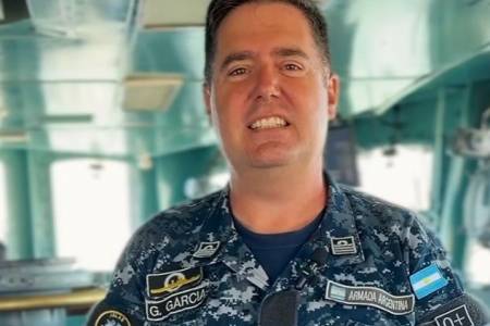 Capitán de Fragata Gerardo José García, un suarense que se destaca en la Armada Argentina