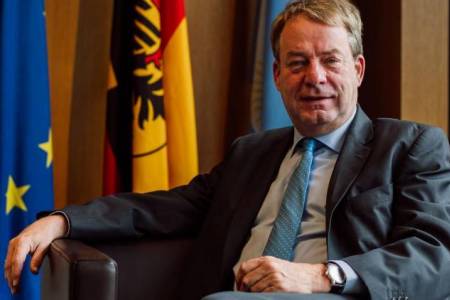 El Embajador de la República Federal de Alemania en Argentina, Dieter Lamlé, llega este jueves a Coronel Suárez