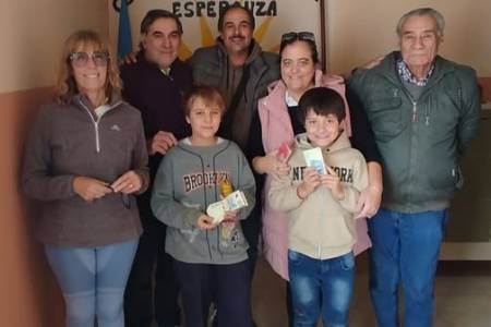 El sábado 25 se realizó  el primer sorteo de la Gran Solidaria del Centro de Dia y Hogar  Esperanza de Coronel Suárez