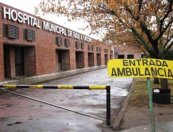 Murió un bombero tras impactar su moto contra un poste en Suárez