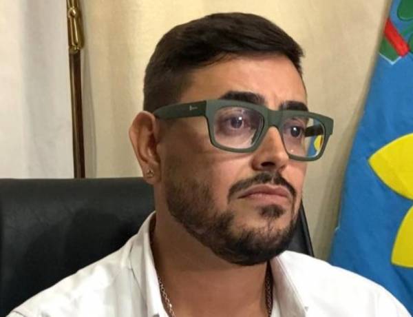 El intendente de Saavedra, Matías Nebot, reveló que lleva 308 días sin consumir - Tras la confesión de Nebot, el Concejo Deliberante espera explicaciones y crece el debate político en Saavedra