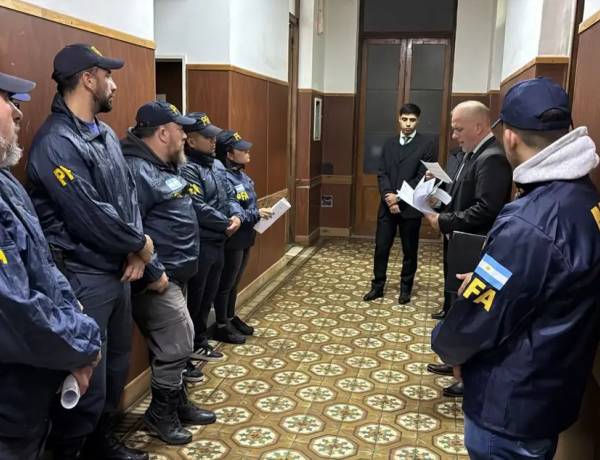 Ciberpedofilia: Bahía formó parte de un megaoperativo con 121 allanamientos en toda la provincia