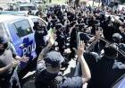 Desplazan a 400 policías que habían reclamado aumento