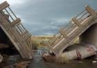 SE DERRUMBÓ EL PUENTE ENTRE ARROYO VENADO Y CARHUÉ Y LOS VECINOS QUEDARON AISLADOS