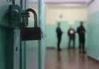 Violaba a su hijastra en cementerios de Coronel Suárez