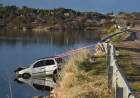 Cuatro hermanas murieron tras caer al agua en una camioneta en La Pampa